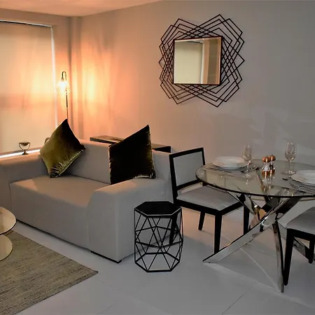 公寓式酒店 Mansio Park Square 4*