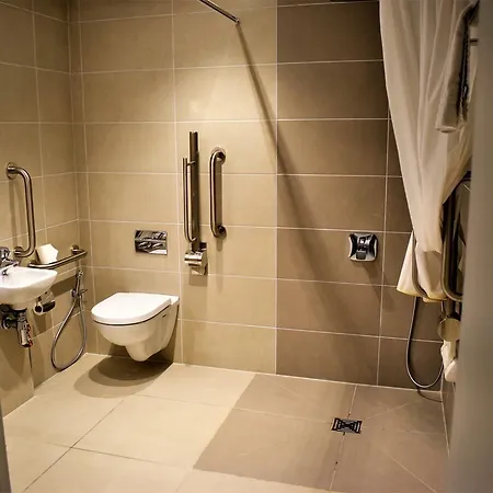公寓式酒店 Mansio Park Square 4*